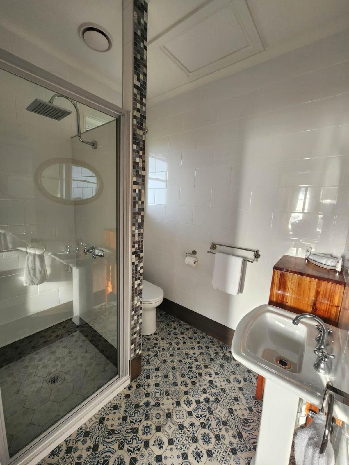 Alexandria Bed And Breakfast Винярд Номер фото